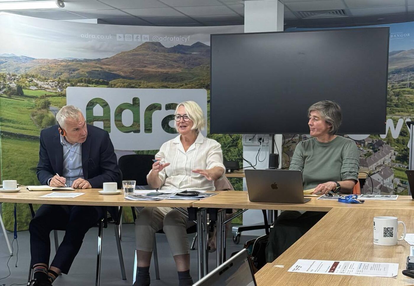 Housing Associations meet with Plaid Cymru to discuss opportunities and challenges facing the sector